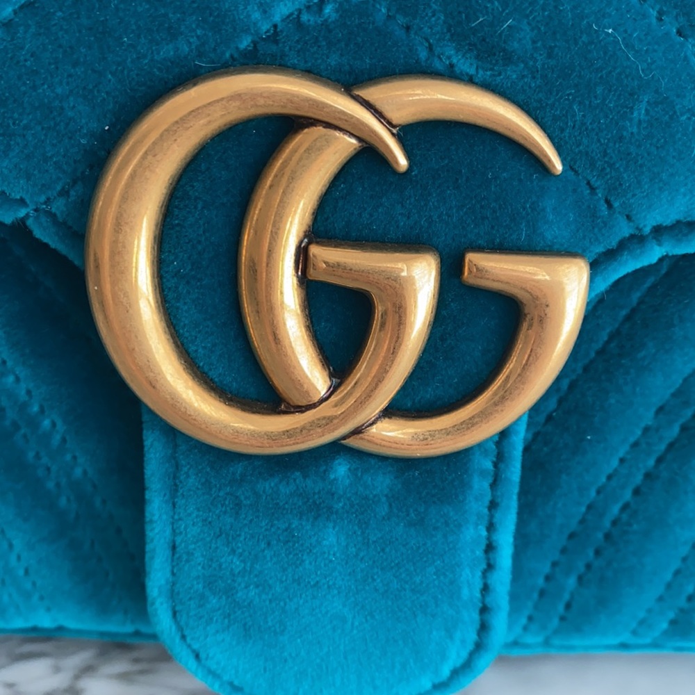 $1500 Gucci GG Marmont velvet bag - Picture 2 of 10